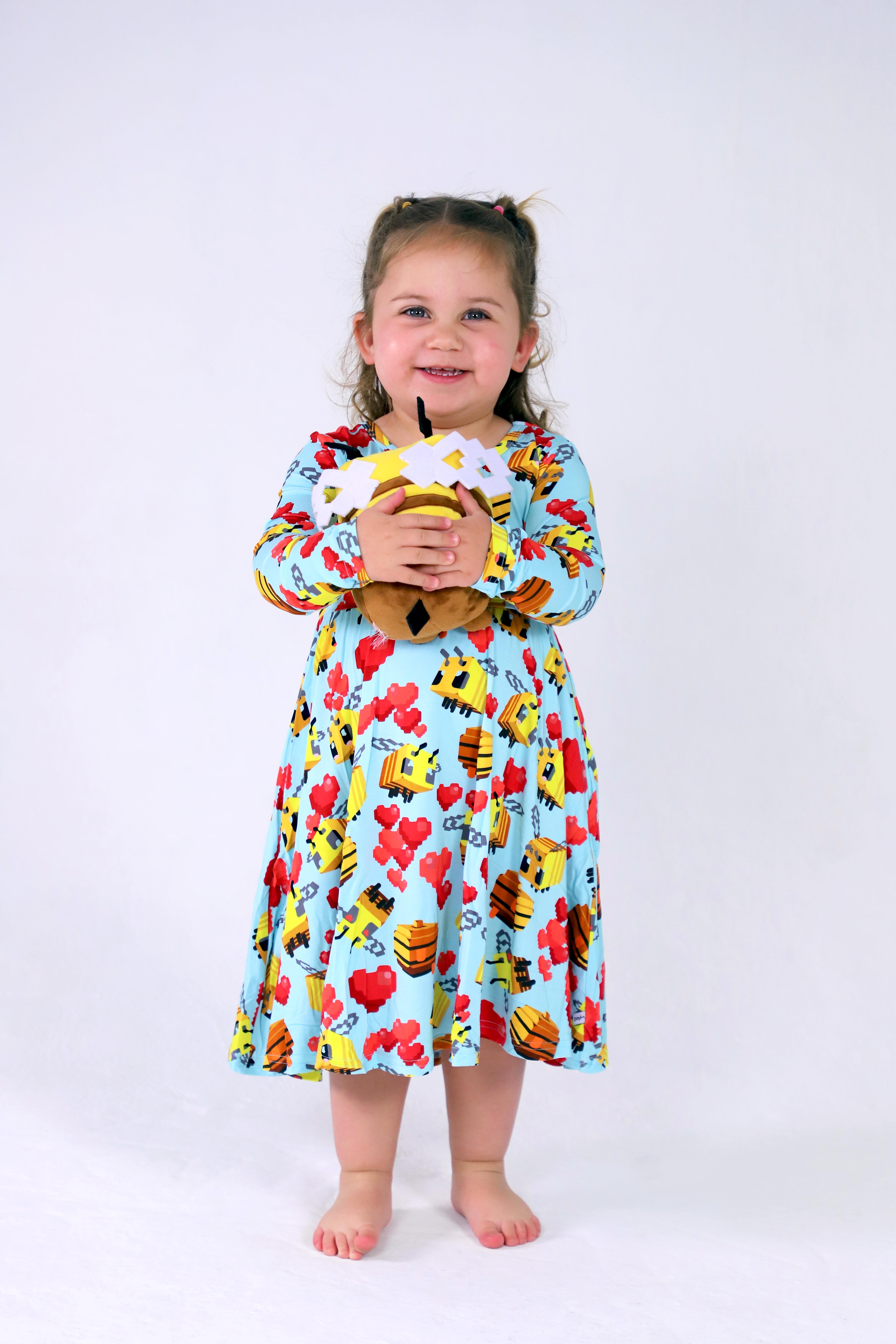 'Fans Only' Minecraft Bee - For Love and Honey Kids Dreamz Dress (Long Sleeve)